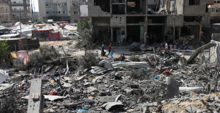 Hamas Reviews New Ceasefire Proposals, Seeks End to Gaza War